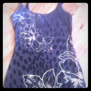 🥂2 for $20!🥂 Express tank top.